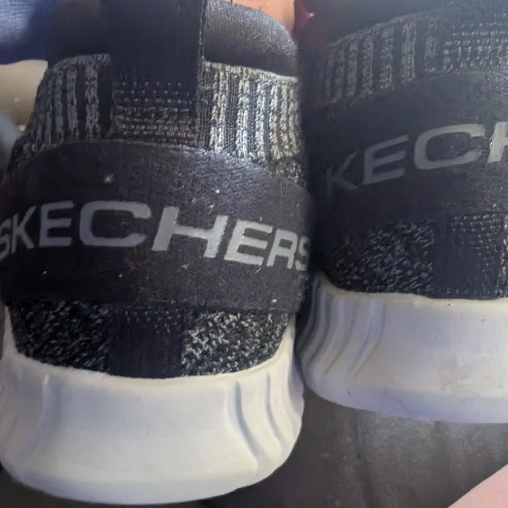 Skechers Elite Stretch Mens‎ Wide Fit Shoes Sneakers Memory Foam Black Size 11
